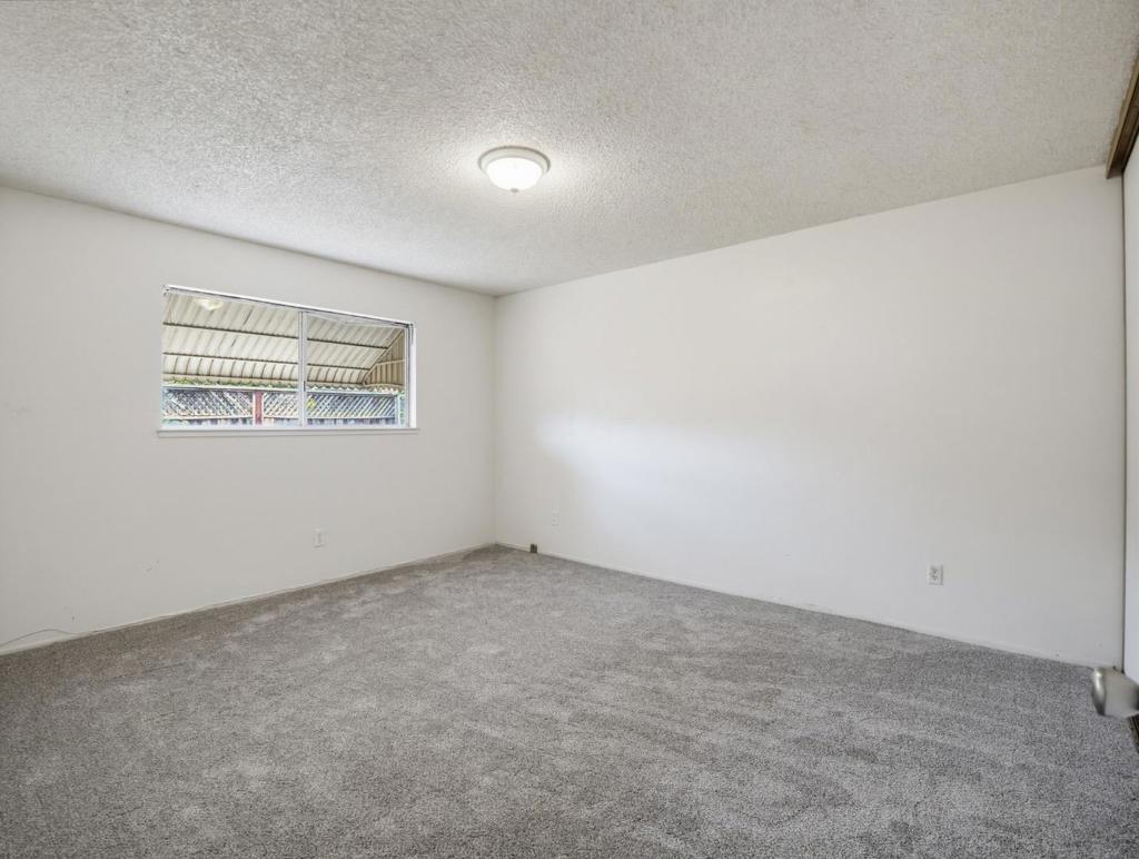 525 El Rio Street Property Photo 23