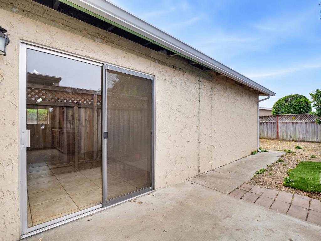 525 El Rio Street Property Photo 26