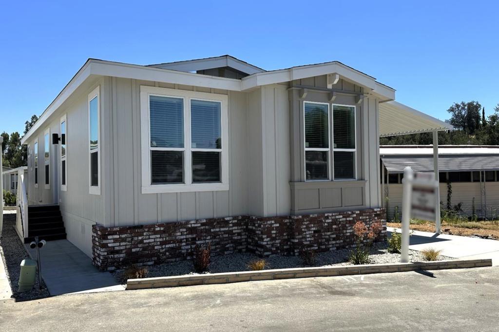 11401 Topanga Canyon Boulevard 117 Property Photo 1