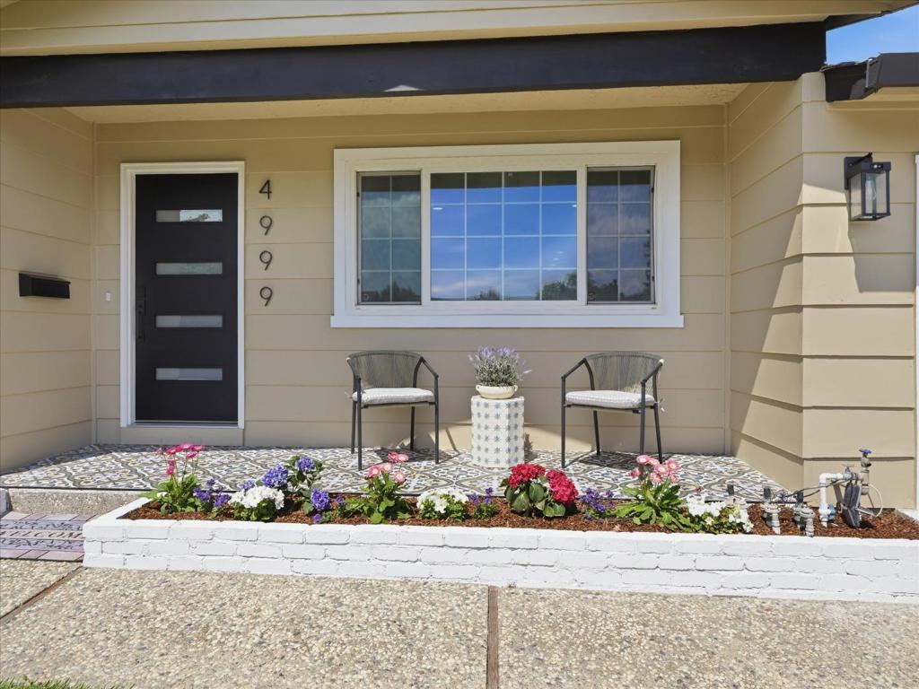 4999 Massachusetts Drive Property Photo 2