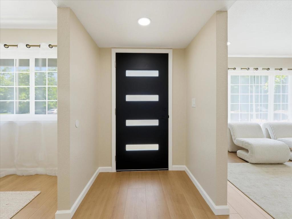 4999 Massachusetts Drive Property Photo 3