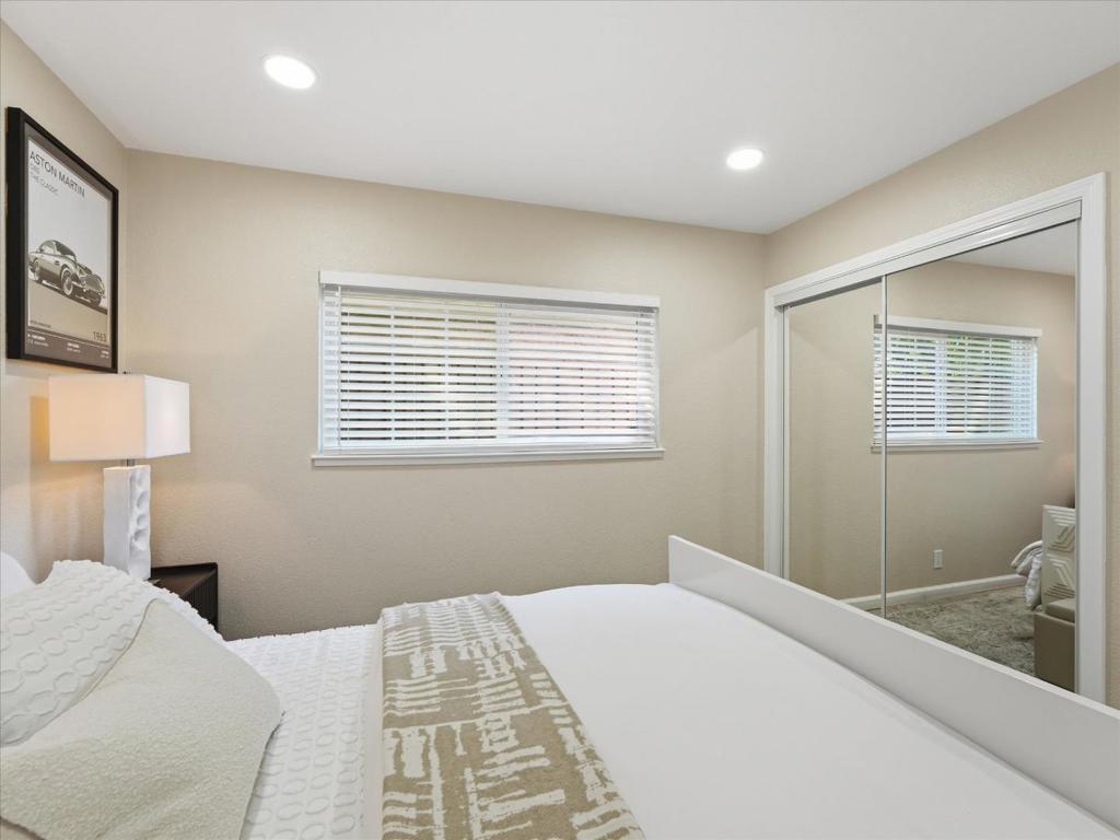 4999 Massachusetts Drive Property Photo 20