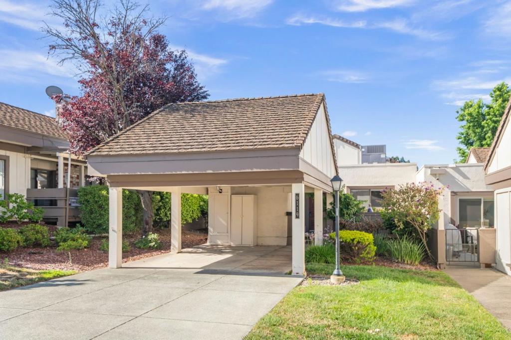 6119 Montgomery Court Property Photo 1