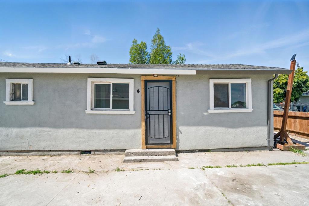 462 Delhi Avenue Property Photo 7