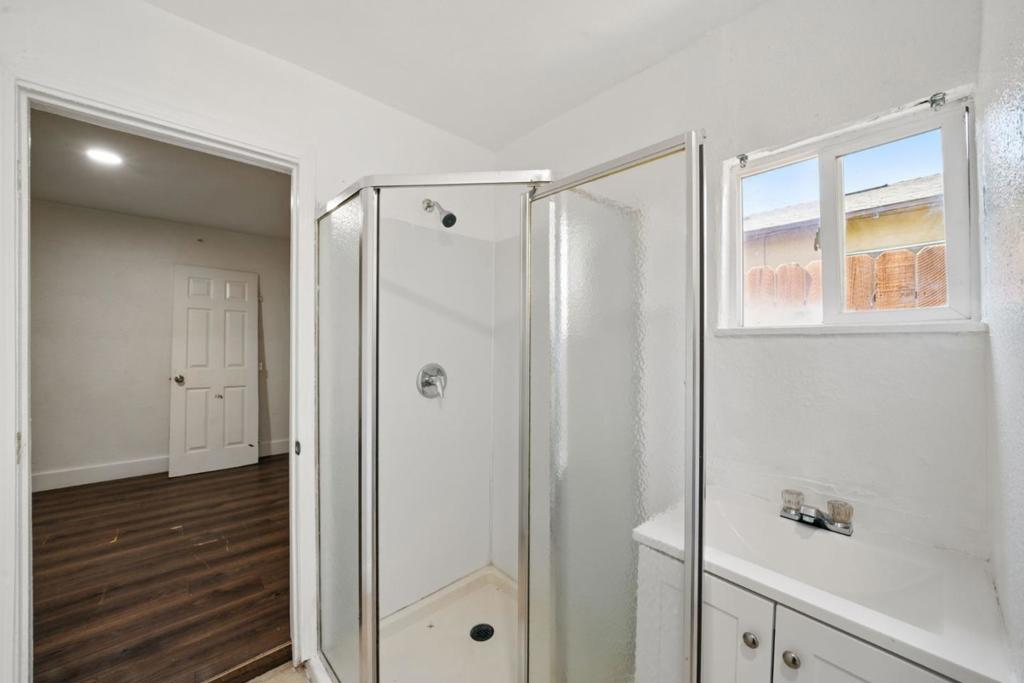 462 Delhi Avenue Property Photo 26