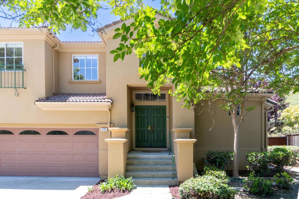 1141 Pheasant Hill Way Property Photo 1