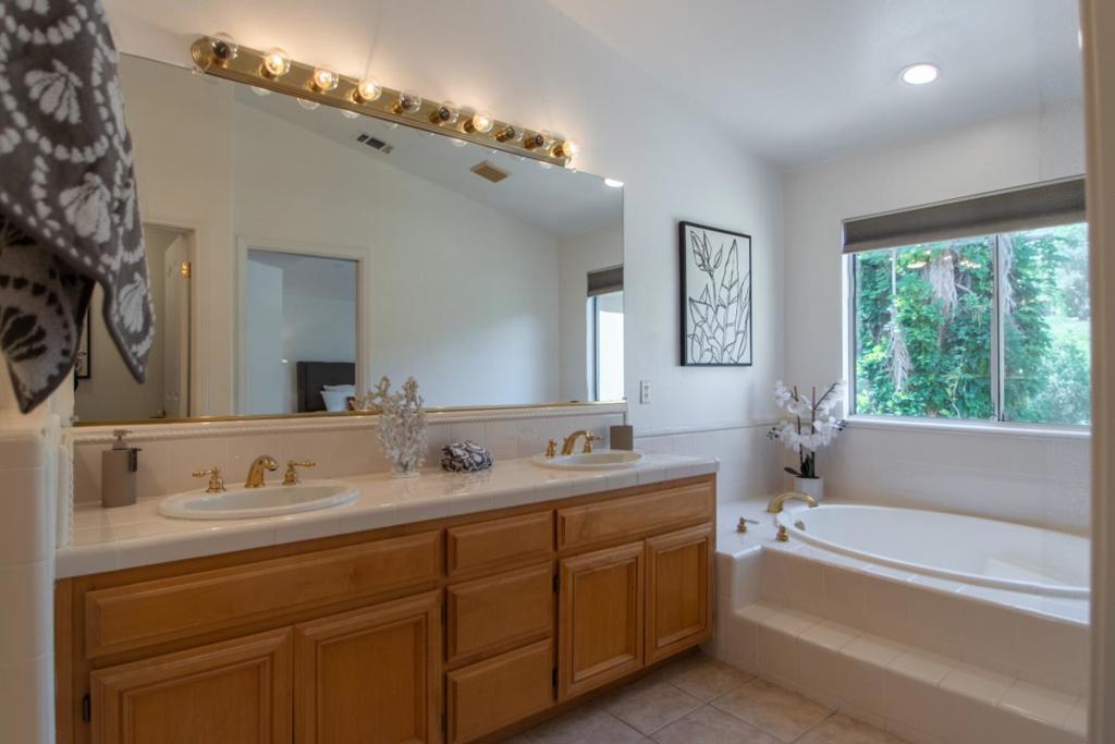 1141 Pheasant Hill Way Property Photo 23
