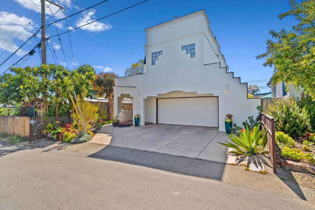 149 Coates Drive Property Photo 47