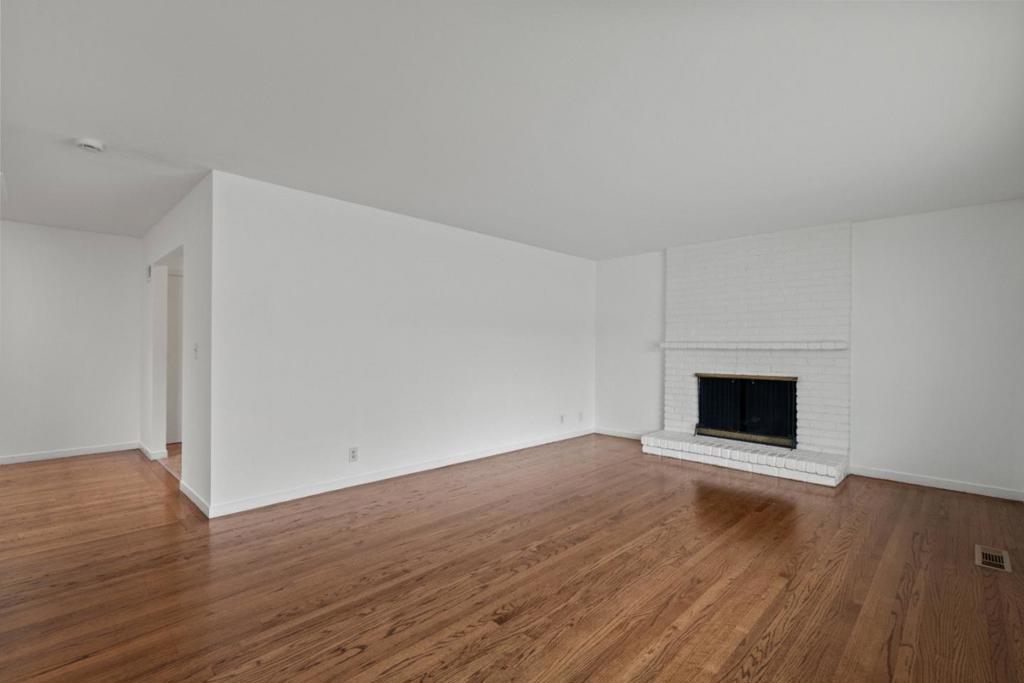 Sequoia Avenue Property Photo 19