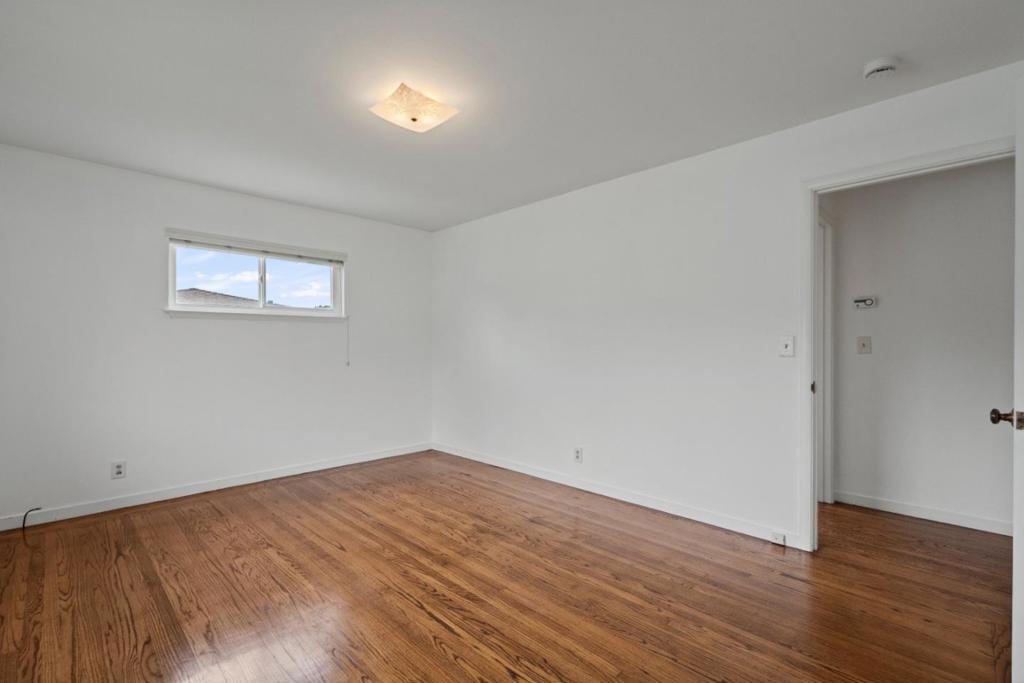 Sequoia Avenue Property Photo 22