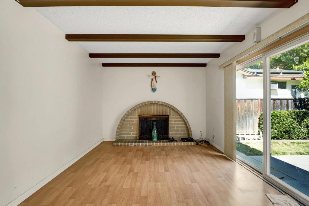 2842 Rosario Drive Property Photo 3