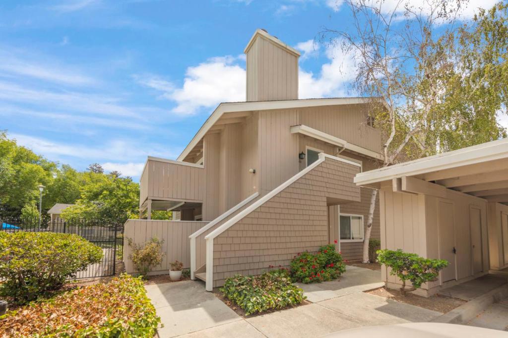 5516 Sean Circle 44 Property Photo 2