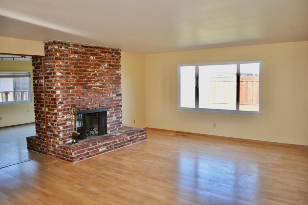 224 Briarwood Drive Property Photo 2
