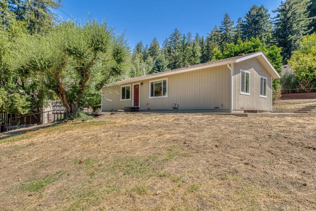 185 Timber Lodge Property Photo 1
