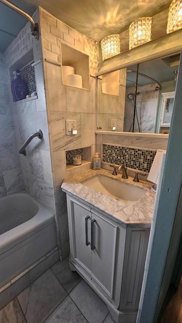 750 47th Avenue 13 Property Photo 8