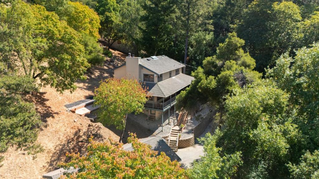25970 Mar Vista Court Property Photo 4