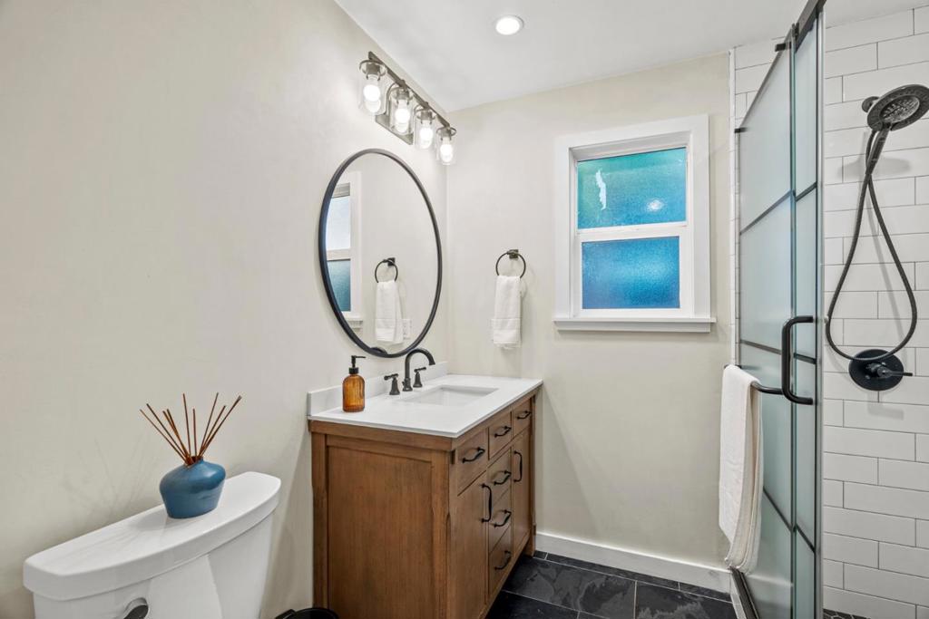 37 Portola Avenue Property Photo 12