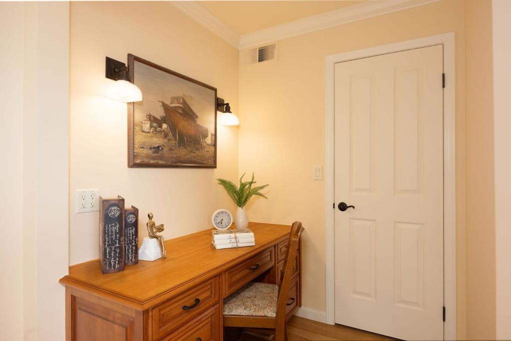 551 4th Street Property Photo 22