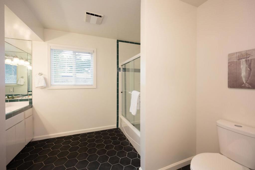 551 4th Street Property Photo 31