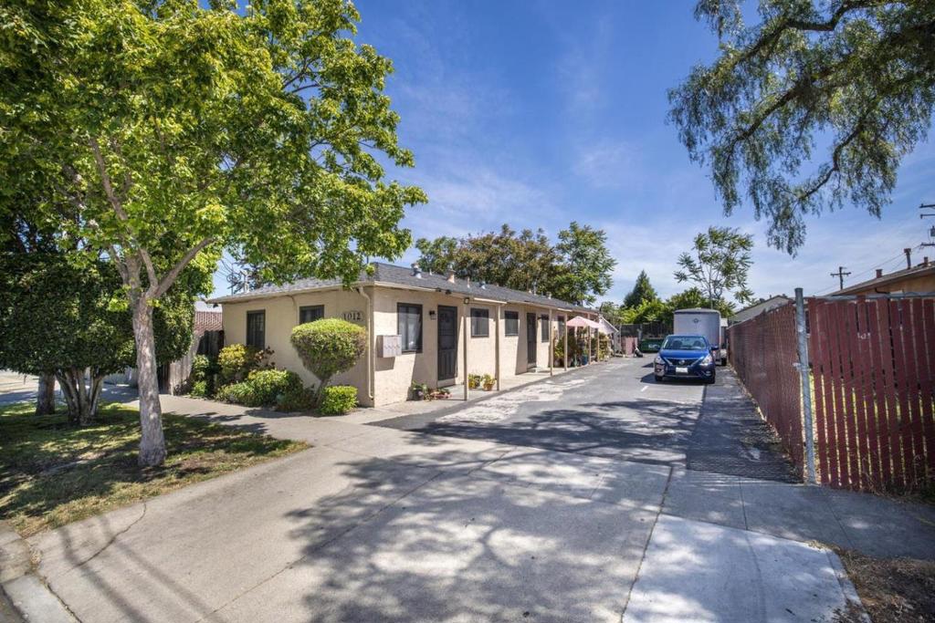 ML82054168 Property Photo 2