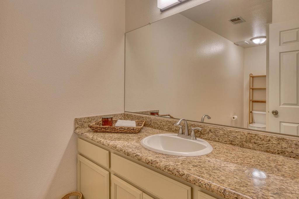 1056 Padre Drive 5 Property Photo 18
