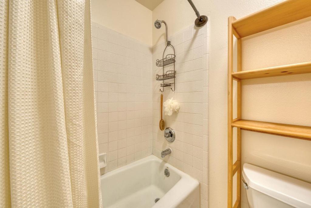 1056 Padre Drive 5 Property Photo 20