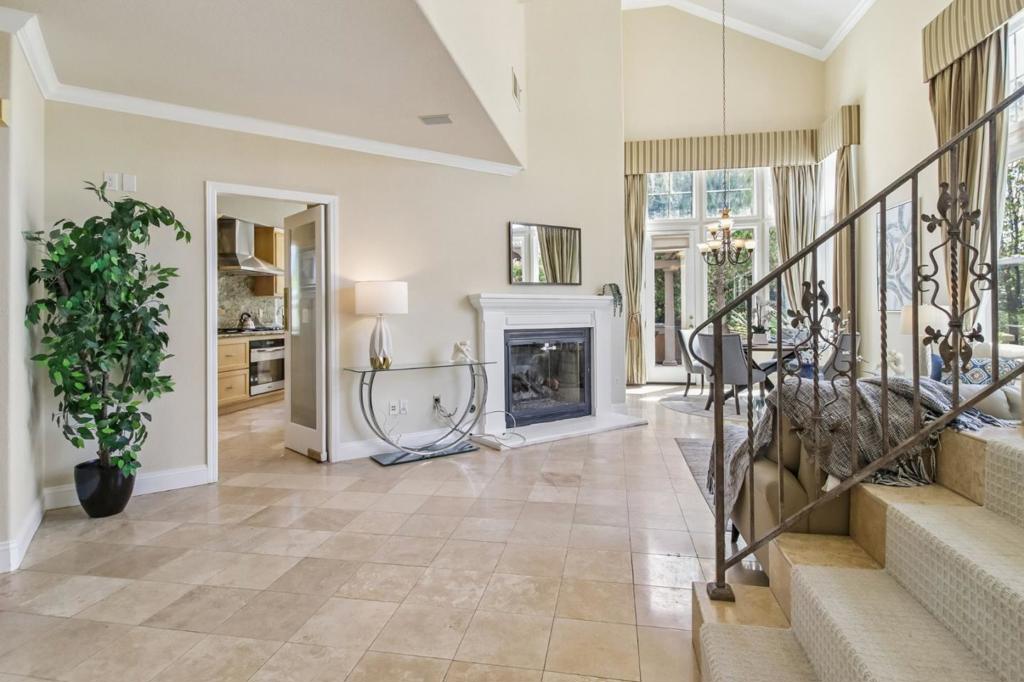 5383 Silver Trail Court Property Photo 7