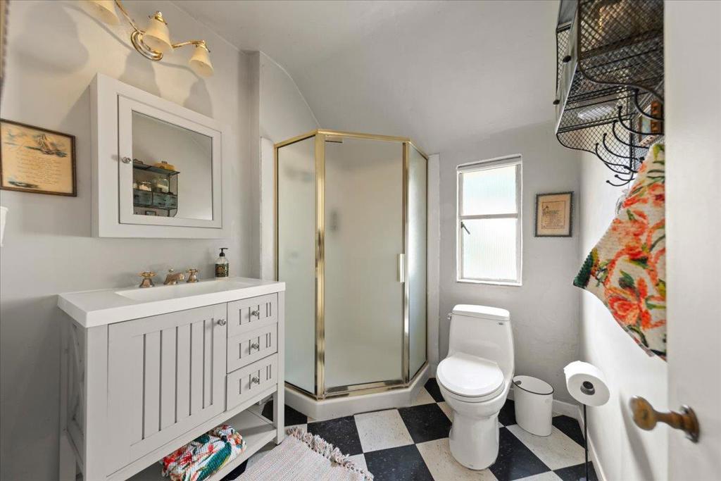 1198 Britton Avenue Property Photo 23