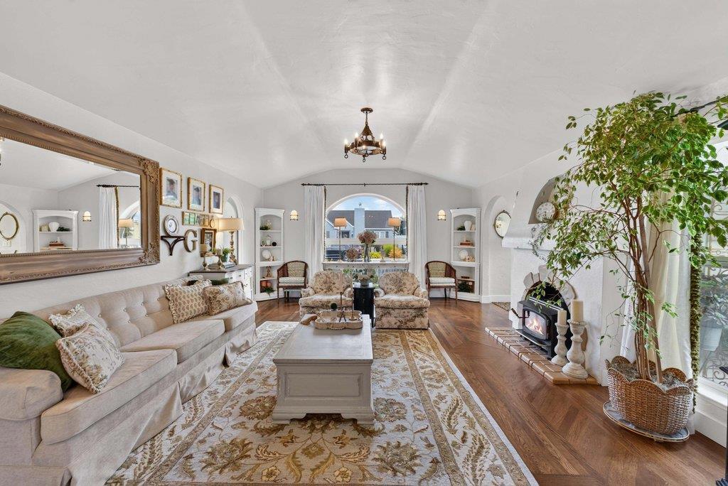 525 California Street Property Photo 12