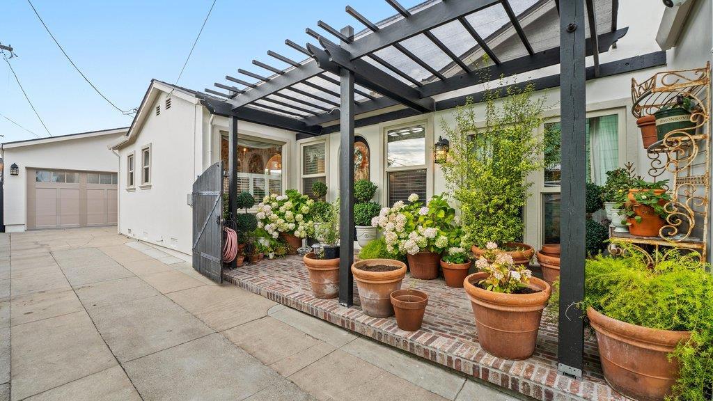 525 California Street Property Photo 48