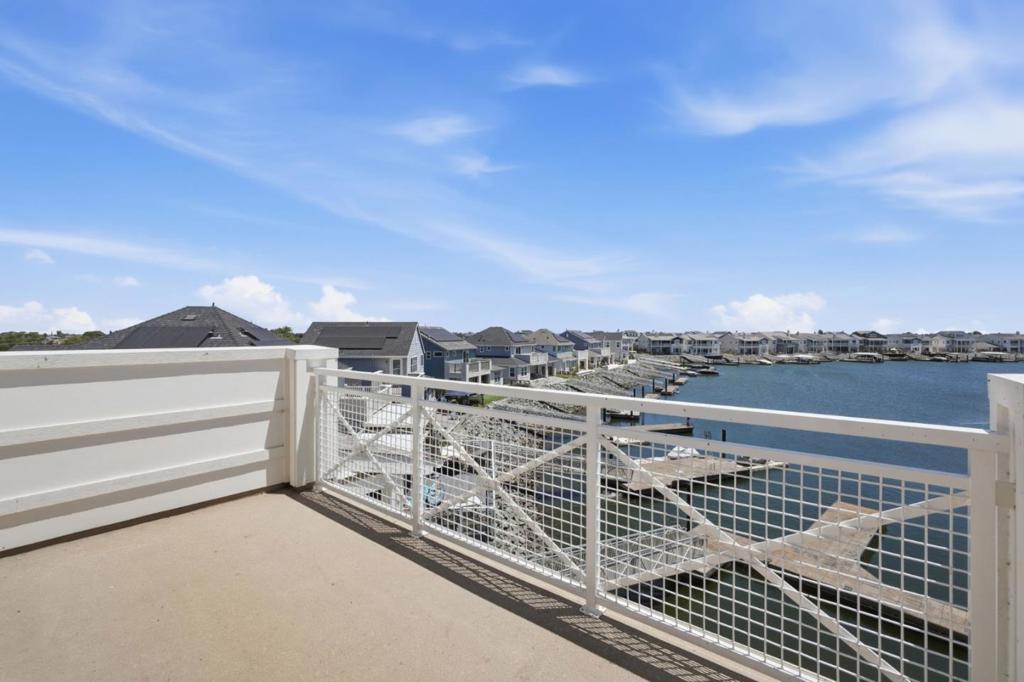 3233 Delta Coves Drive Property Photo 64