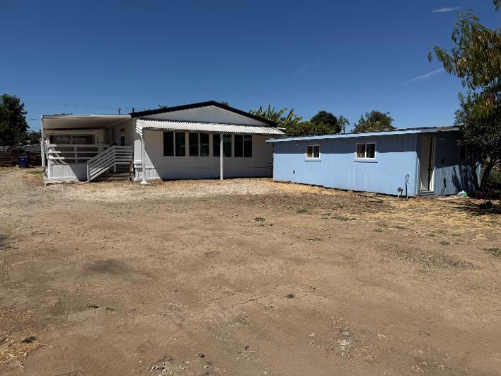 488 E Childs Avenue Property Photo 30