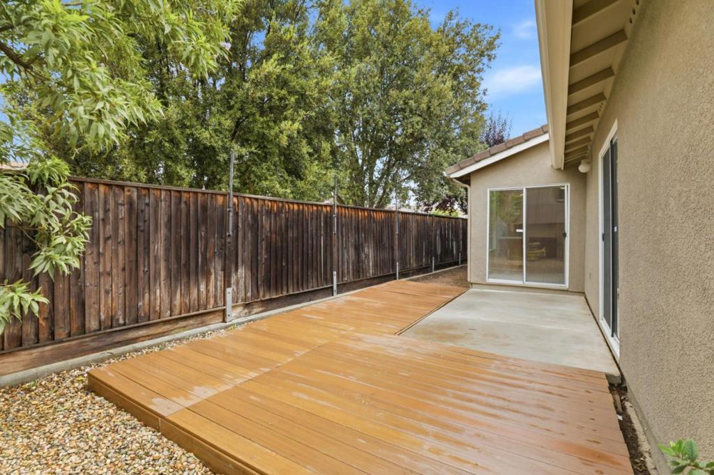 2500 Sadies Drive Property Photo 37