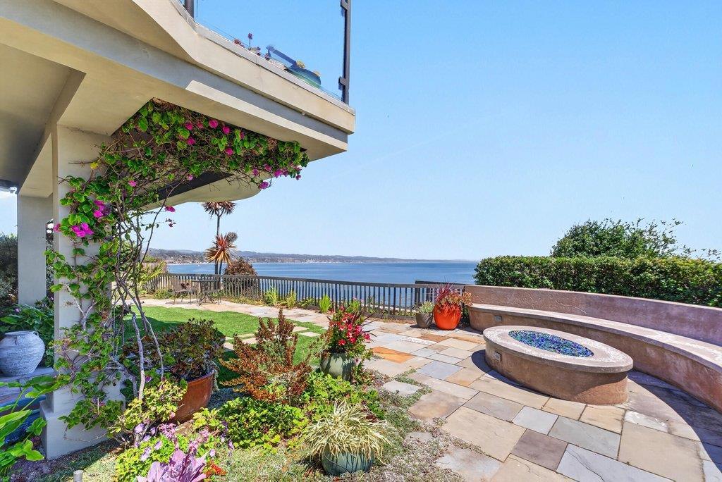 100 Oakland Property Photo 7