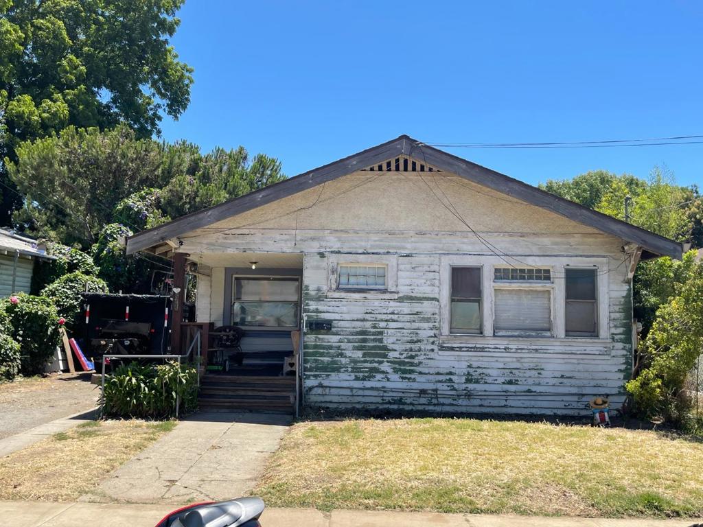526 Madera Avenue Property Photo 1