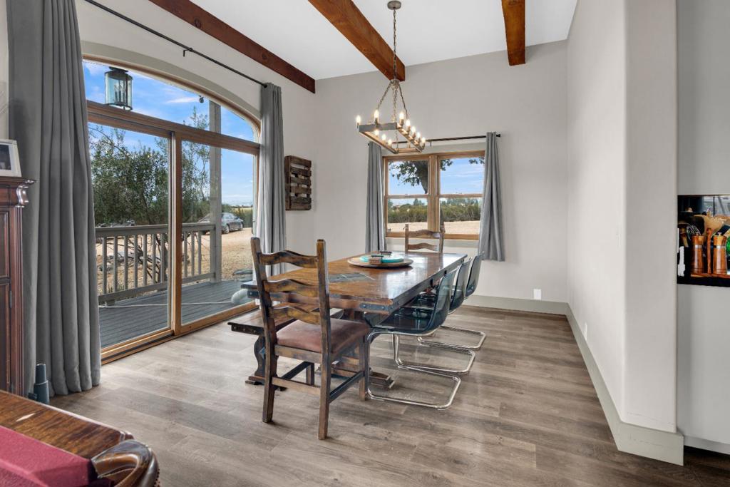 65401 Cross Road Property Photo 14