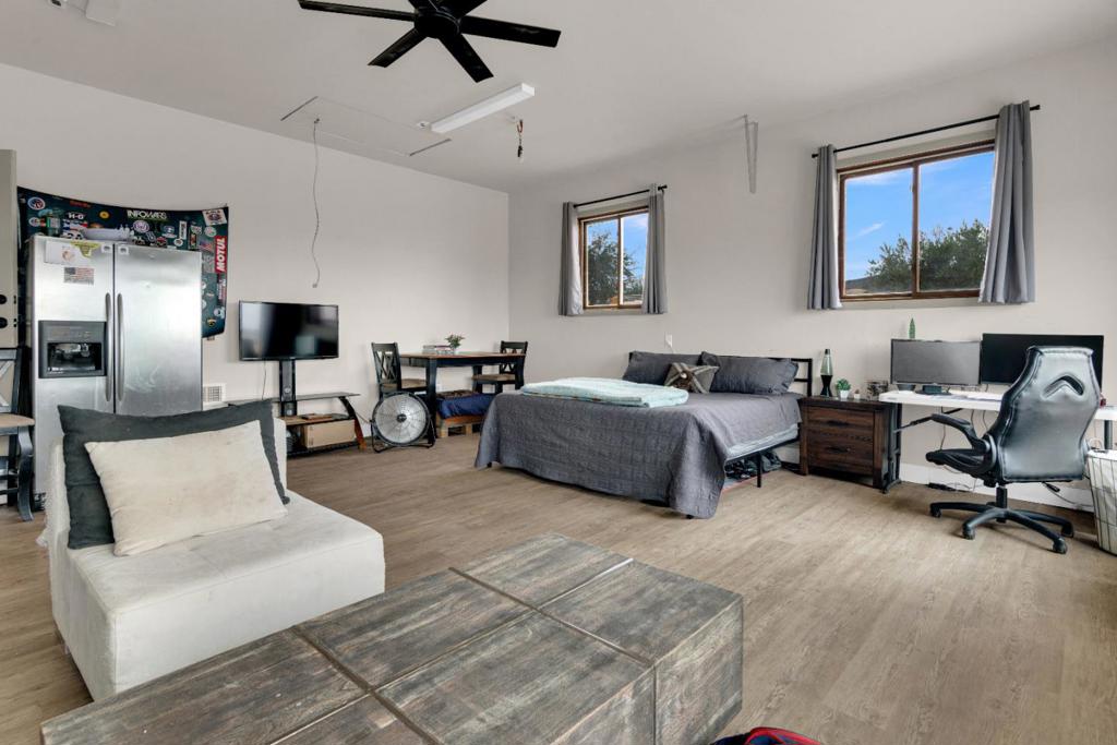 65401 Cross Road Property Photo 27
