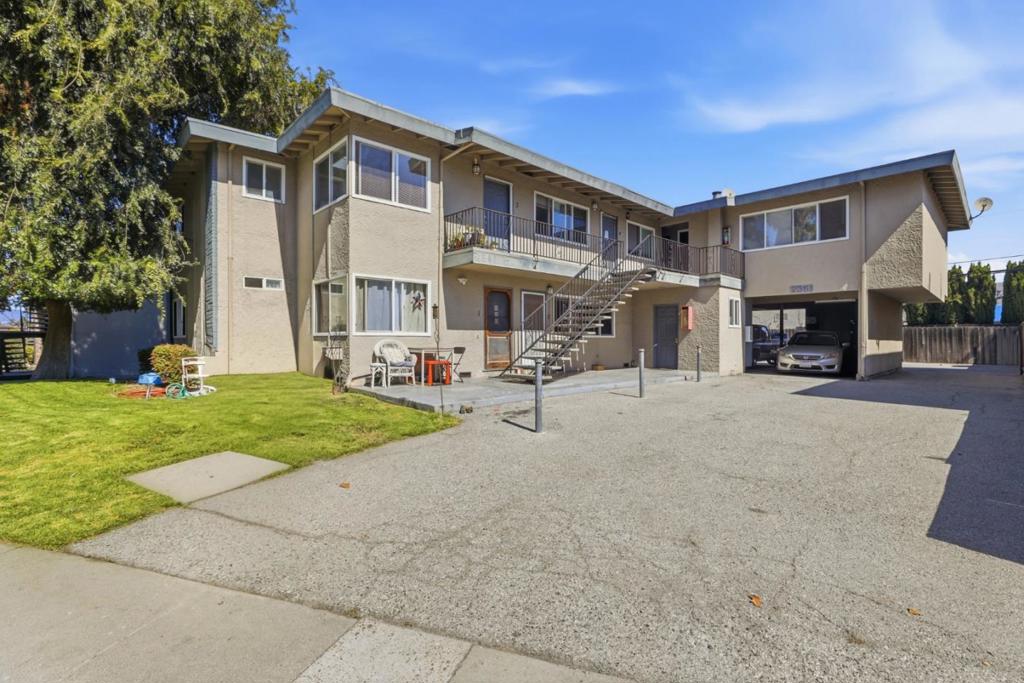 2351 Sutter Avenue Property Photo 1