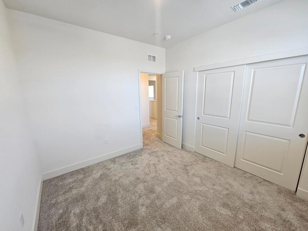 2130 Brighton Drive Property Photo 8