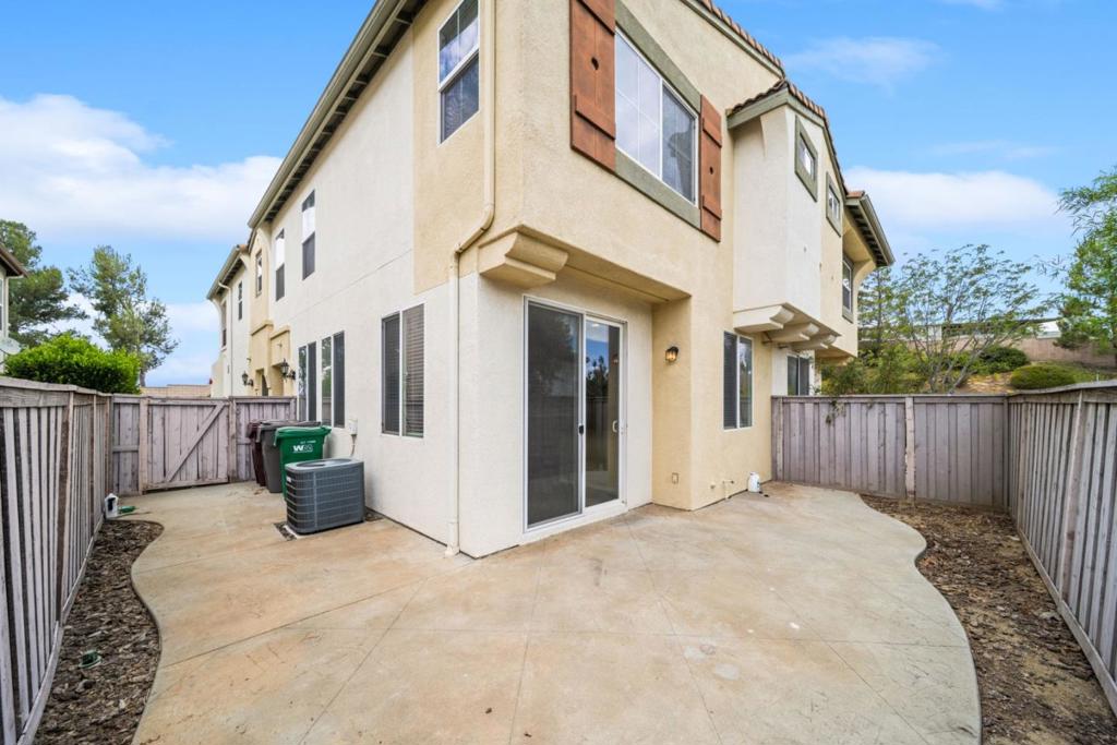 25265 Windy Cove Street 1 Property Photo 17