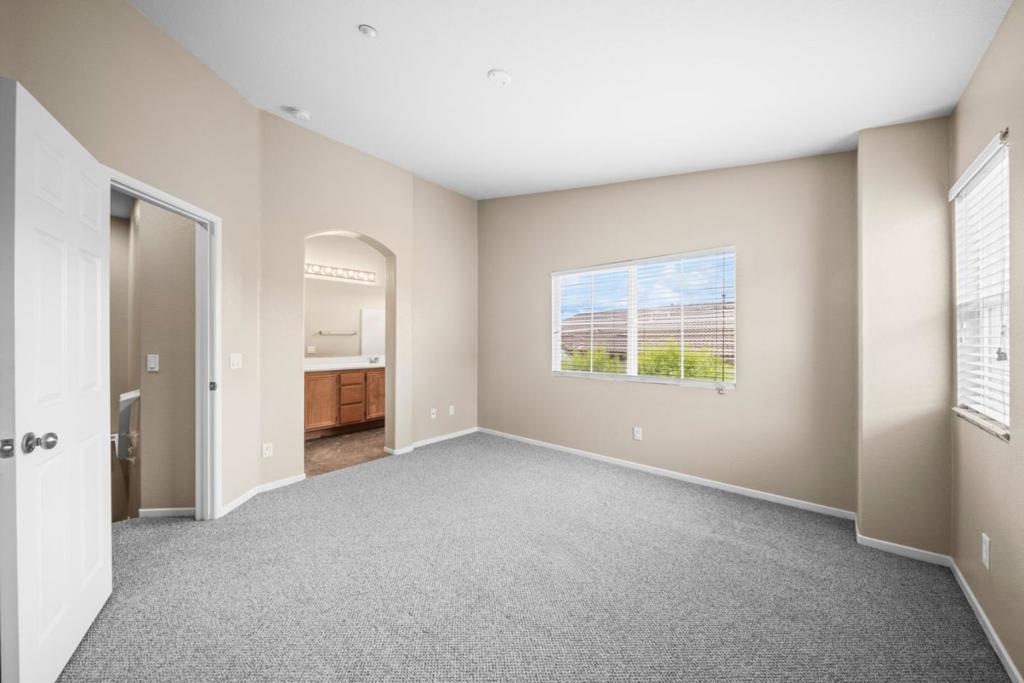 25265 Windy Cove Street 1 Property Photo 22