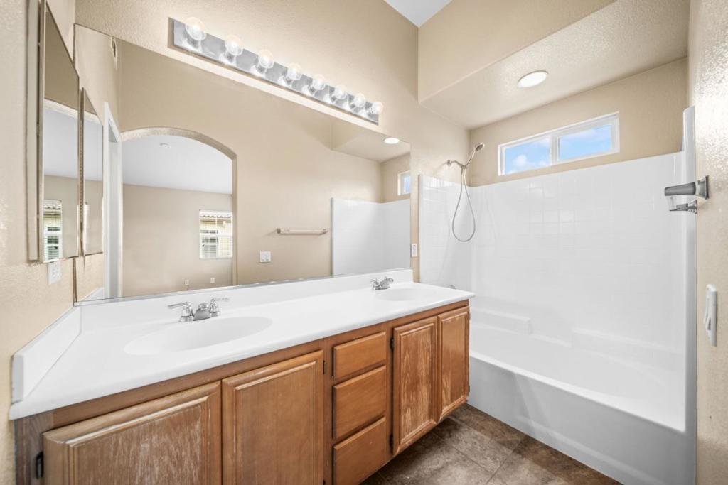 25265 Windy Cove Street 1 Property Photo 25