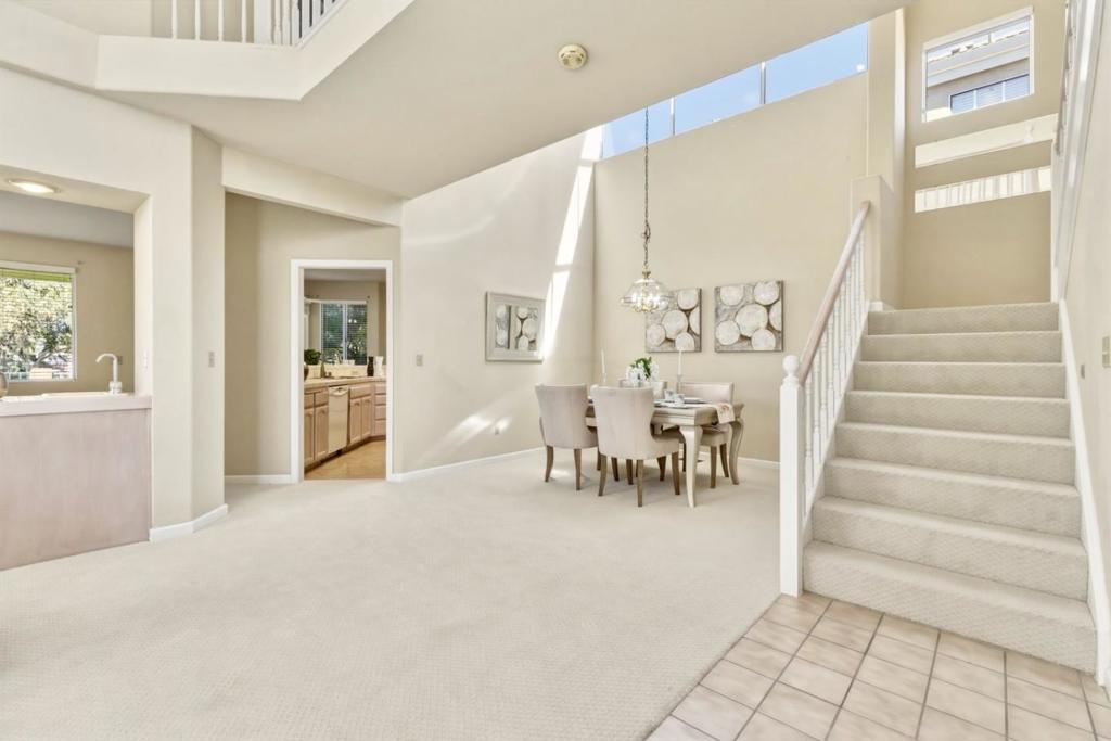 2595 Cherry Hills Drive Property Photo 11