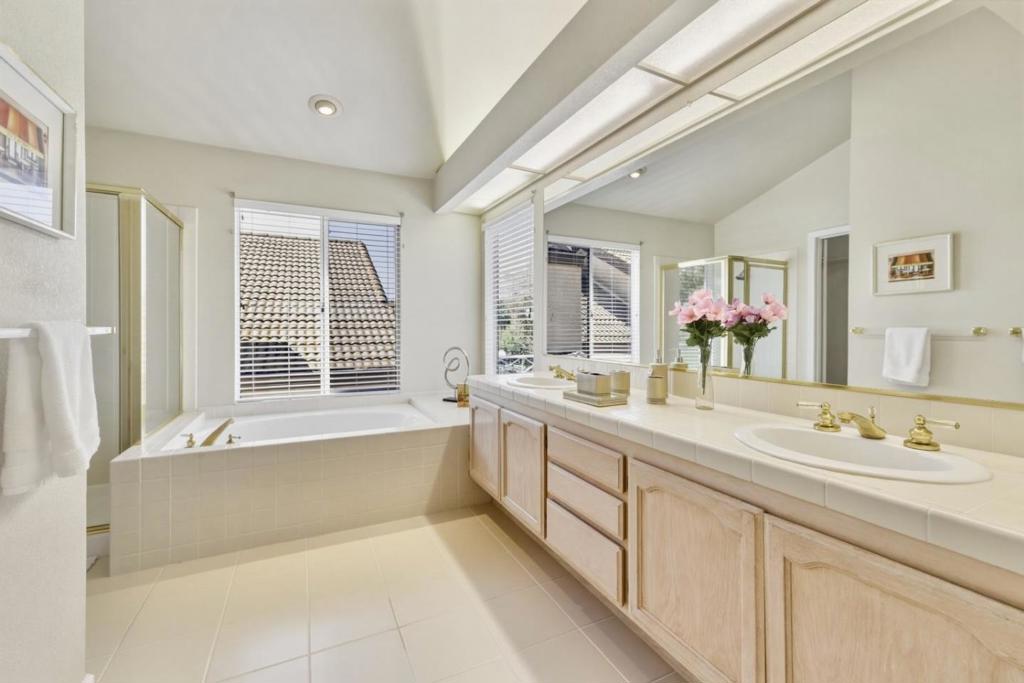 2595 Cherry Hills Drive Property Photo 44