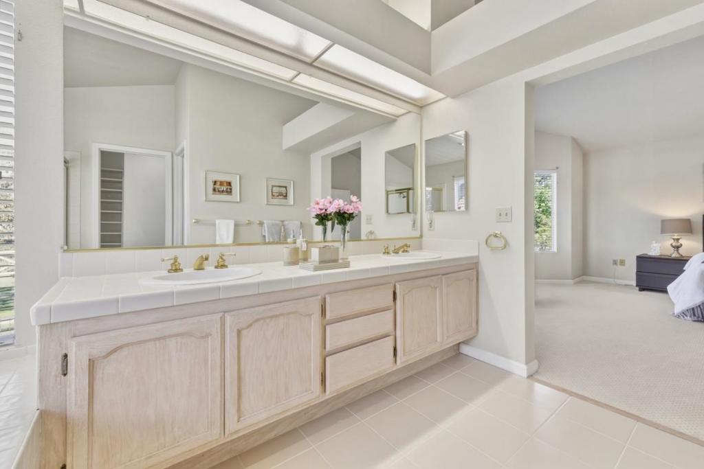 2595 Cherry Hills Drive Property Photo 45