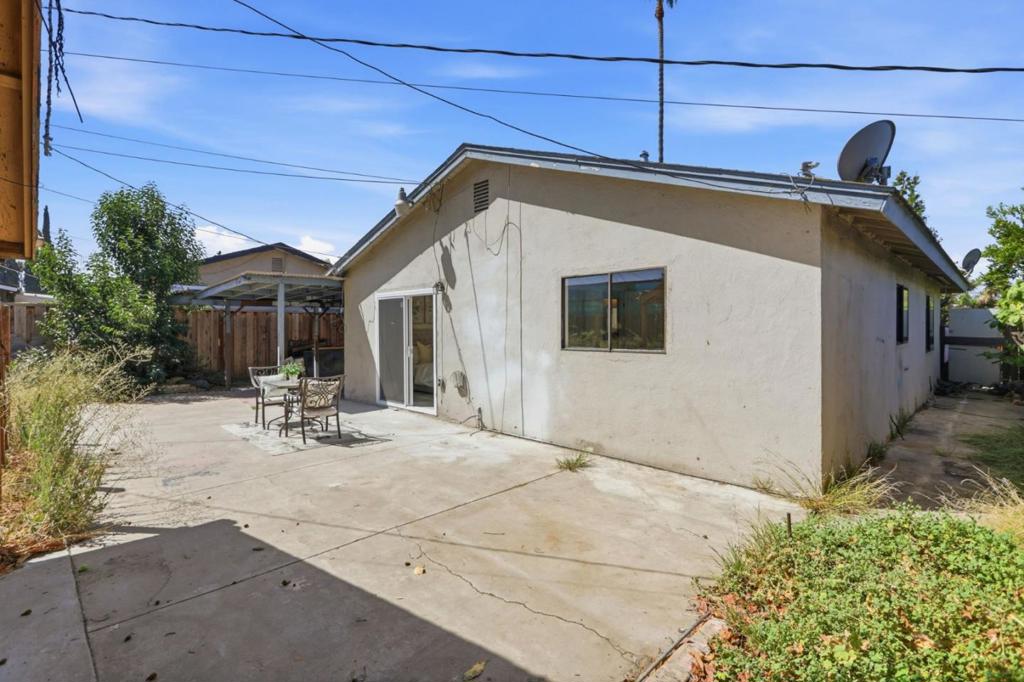 2624 Othello Avenue Property Photo 25