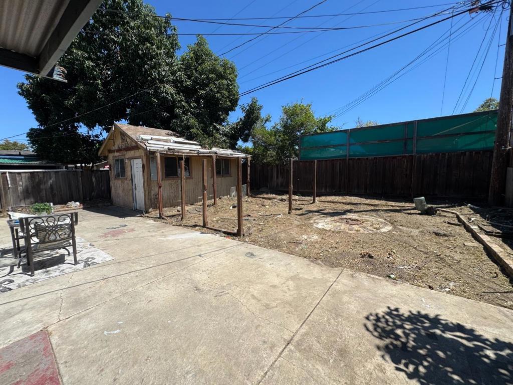 2624 Othello Avenue Property Photo 27