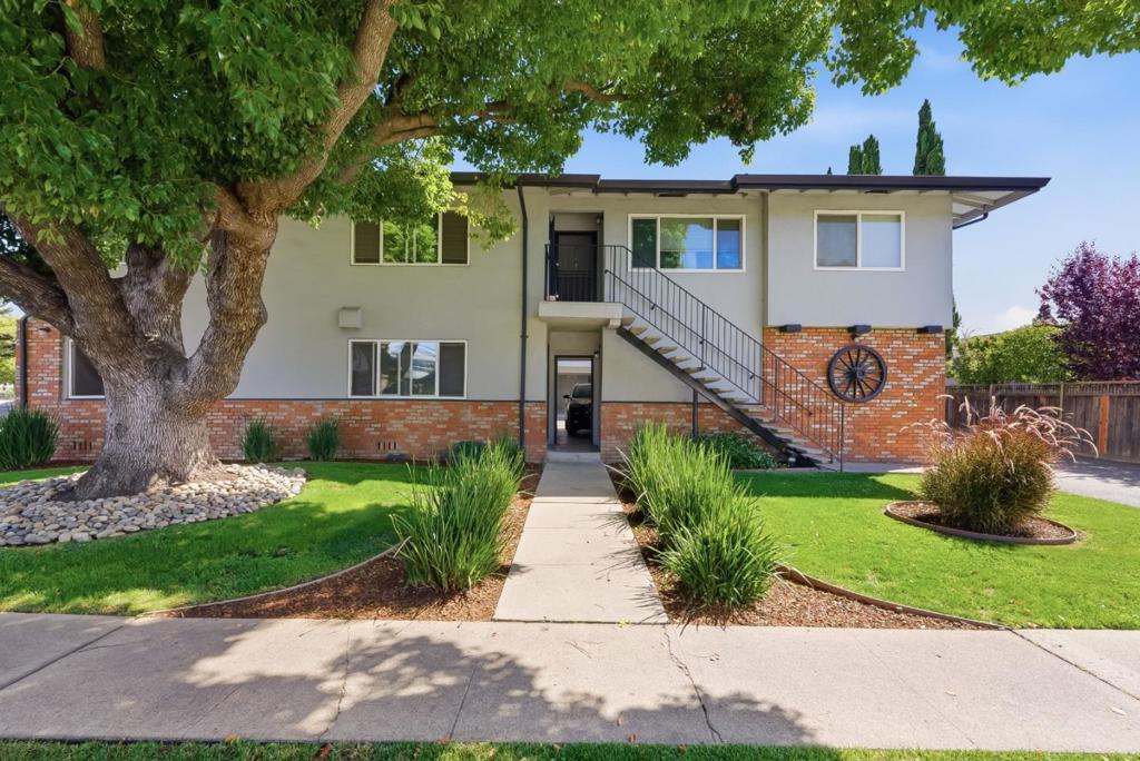 1255 Woodside Road Property Photo 1