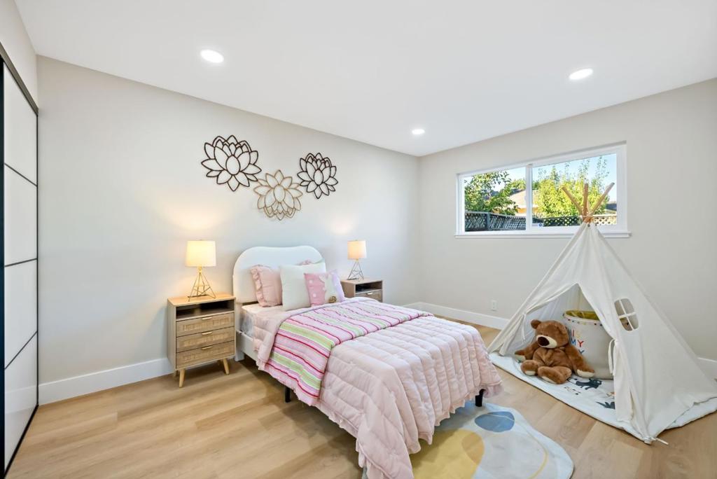 244 Darryl Drive Property Photo 26
