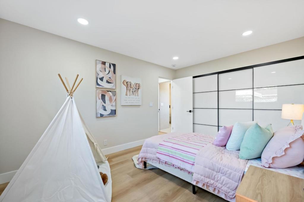 244 Darryl Drive Property Photo 27